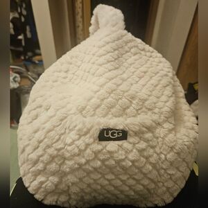 UGG Polar Textured Tablet Pouf W/ Phone Pocket Plops Down Like A Mini Bean Bag